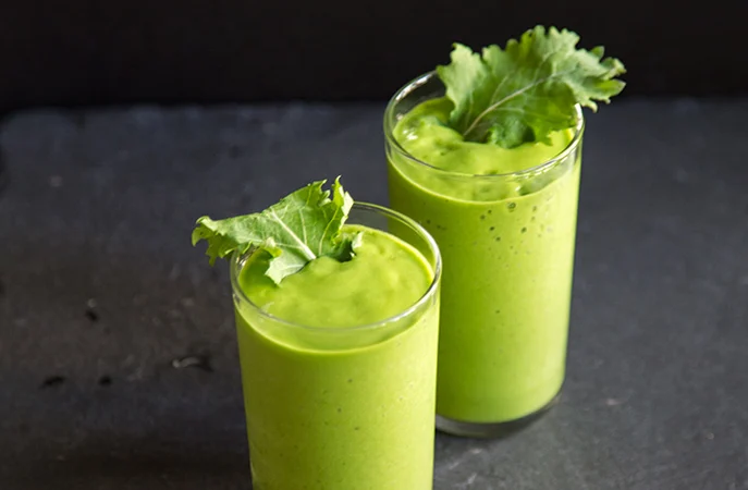 Avocado Kale Smoothie by the little epicurean