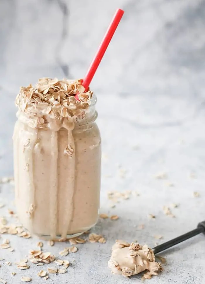 Peanut Butter Oatmeal Smoothie