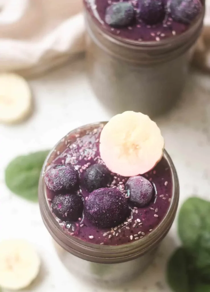 Spinach & Blueberry Smoothie by keeping the peas