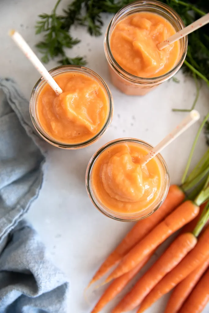 Tropical Carrot Smoothie by the forked spoon