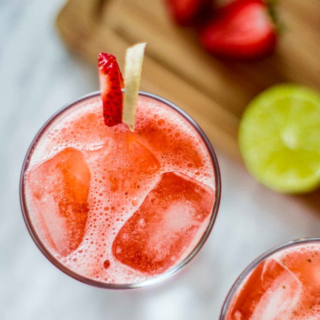 Strawberry Ginger Detox Juice- milkandpop
