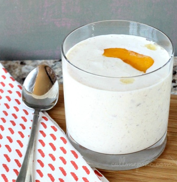 Skinny Peach Greek Yogurt Smoothie