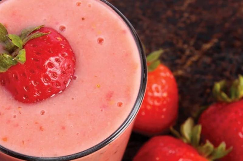 Low Calorie Strawberry Smoothie