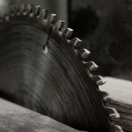 A sharp table saw blade