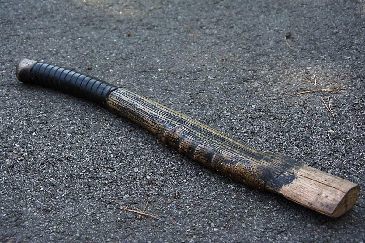 Axe or hatchet oakwood handle