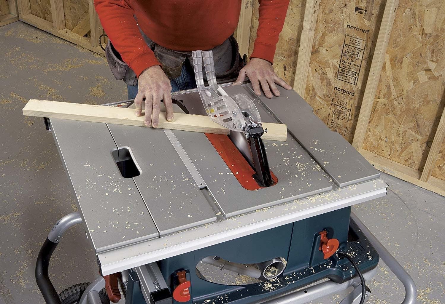 Bosch 4100-09 cutting wood