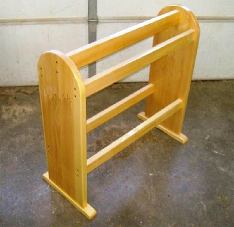 DIY Blanket Rack by Wayne of the Woods