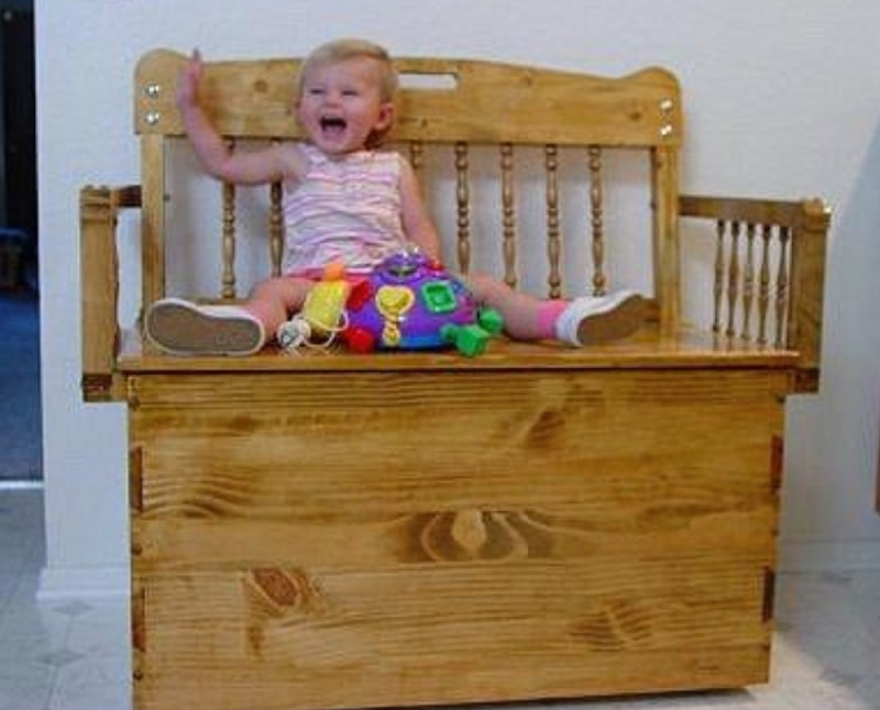 DIY Child's Bench Toy Box