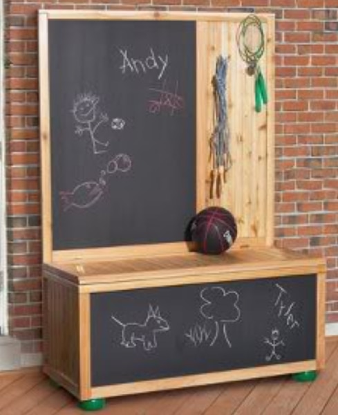 DIY Free Toy Box Plans with Chalkboard
