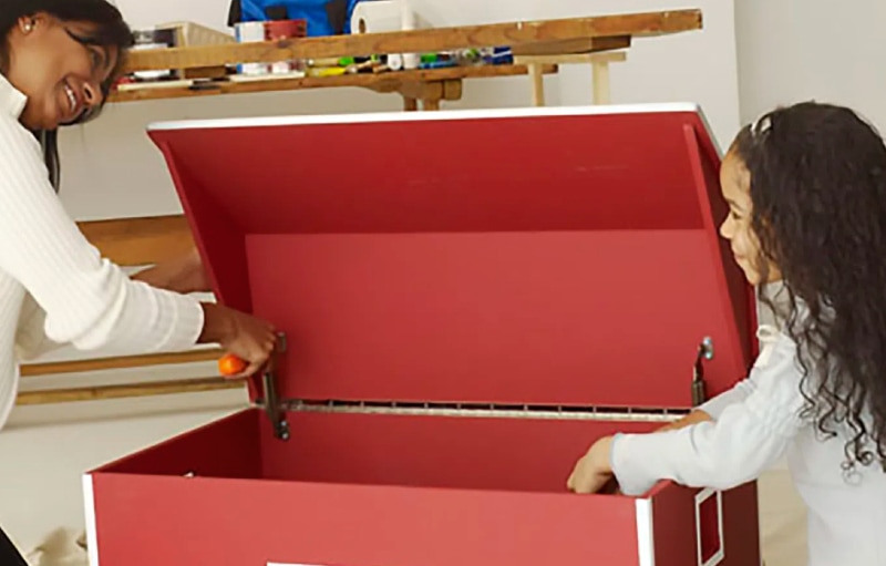 DIY How to Build a Toy Chest