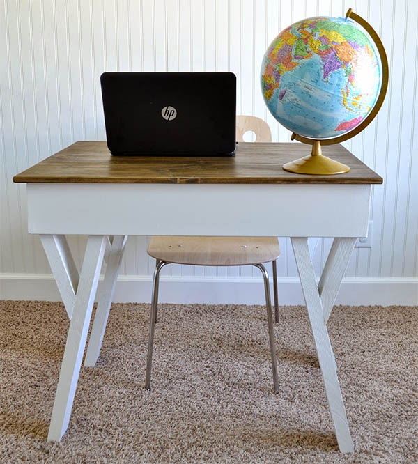 DIY Modern Farmhouse Desk with Cubby from Make it and Love it