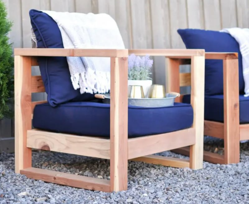 DIY Modern Outdoor Chair Free Plans