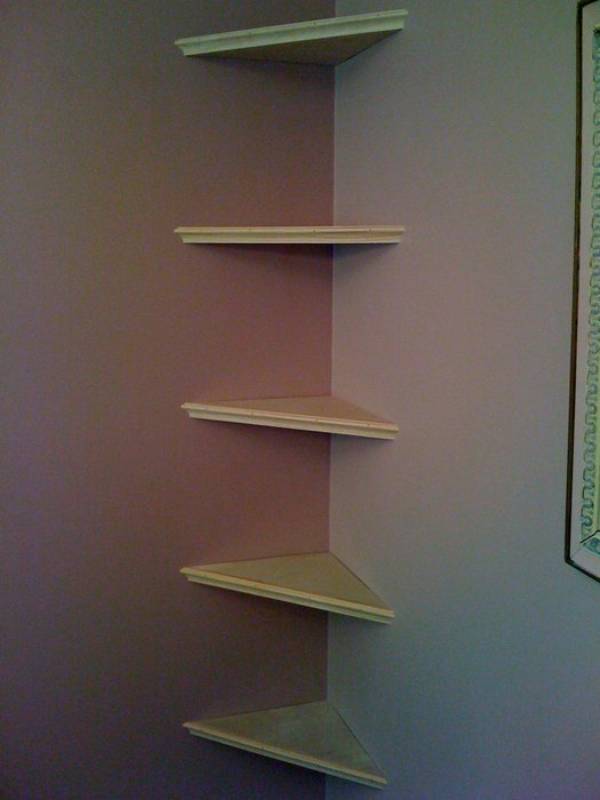 DIY floating corner shelves