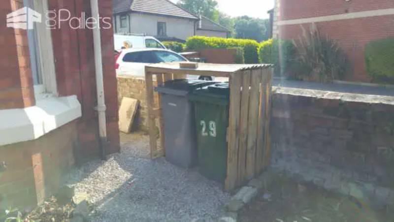 DIY pallet garbage bin storage shed