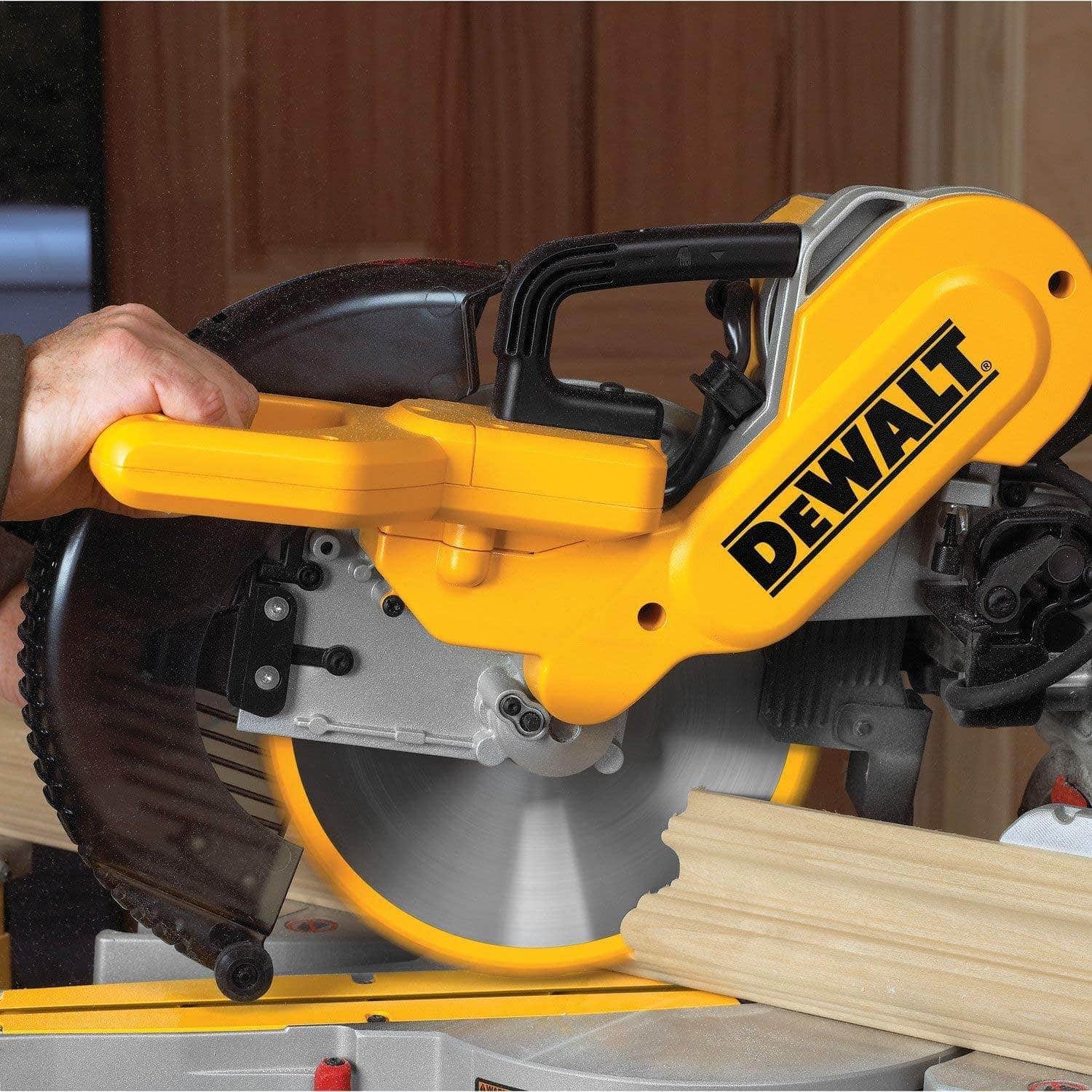 DeWalt DW717 left side