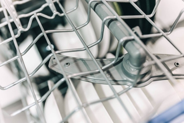 Dishwasher water spray