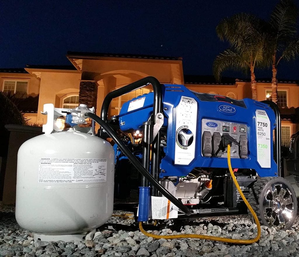 Ford 7 FG7750PBE Dual Fuel Generator outdoors