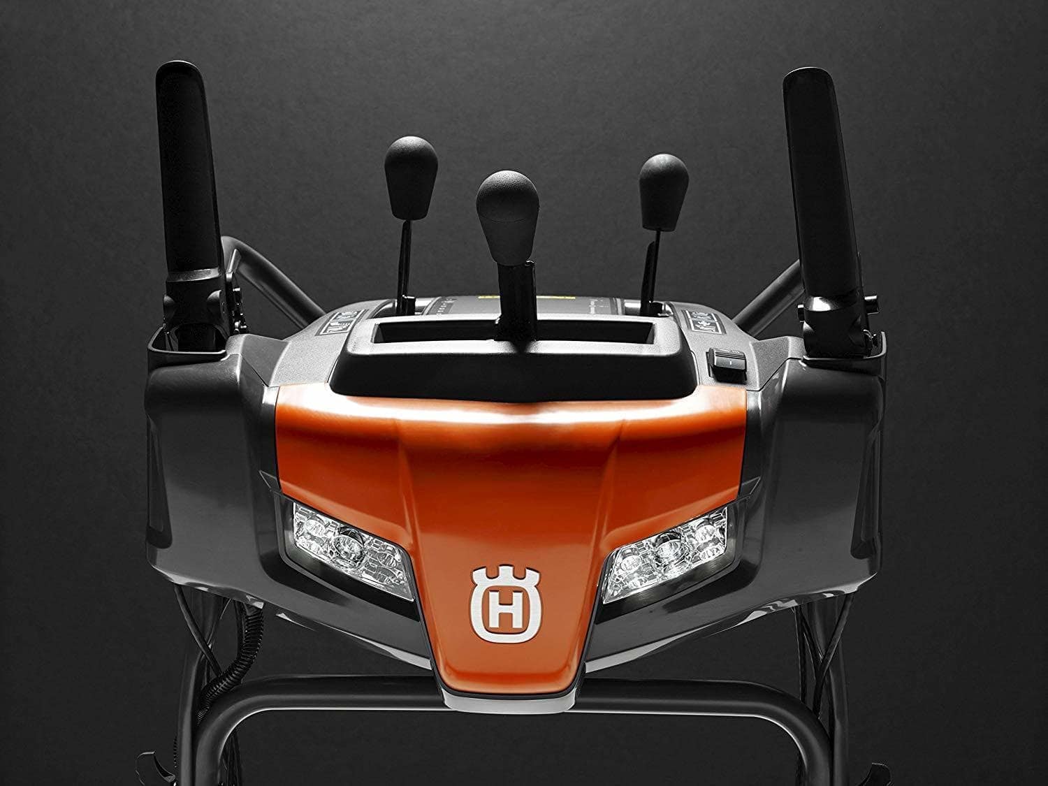 Husqvarna ST224P front