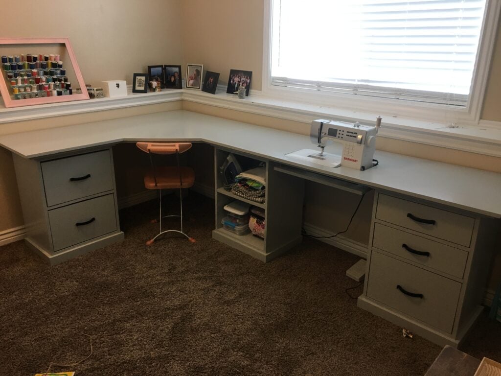 Modular office sewing crafting table