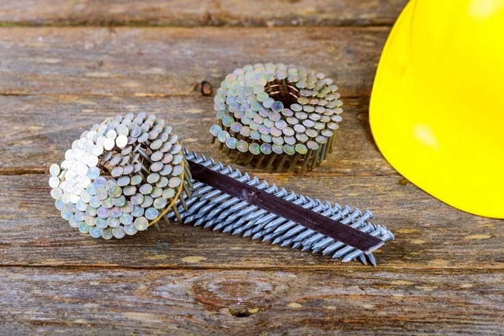 Pneumatic metal nails