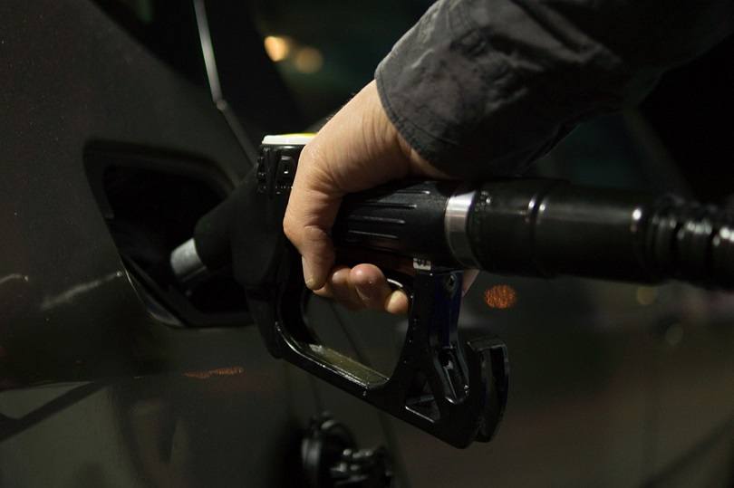 Refilling gas