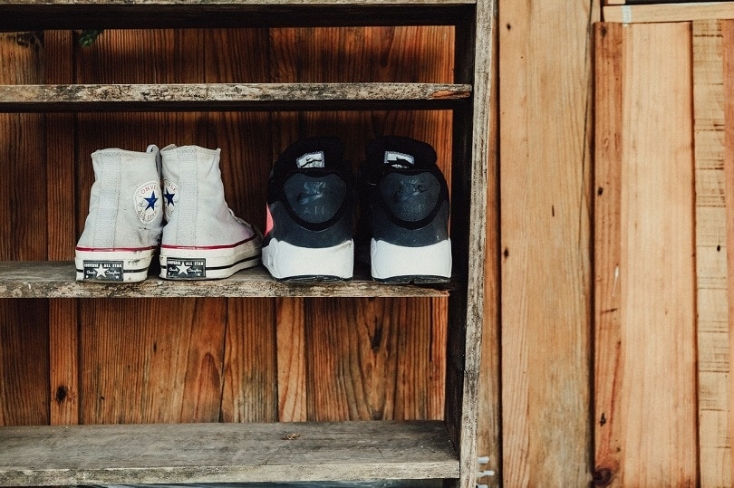 Shoe rack
