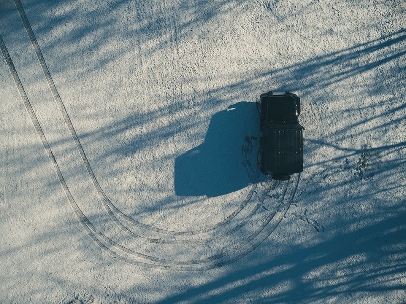 Snow tire tracks