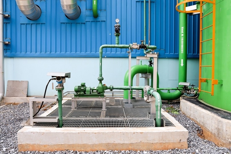 Sump-pit-of-waste-water_Nutthapat-Matphongtavorn_shutterstock