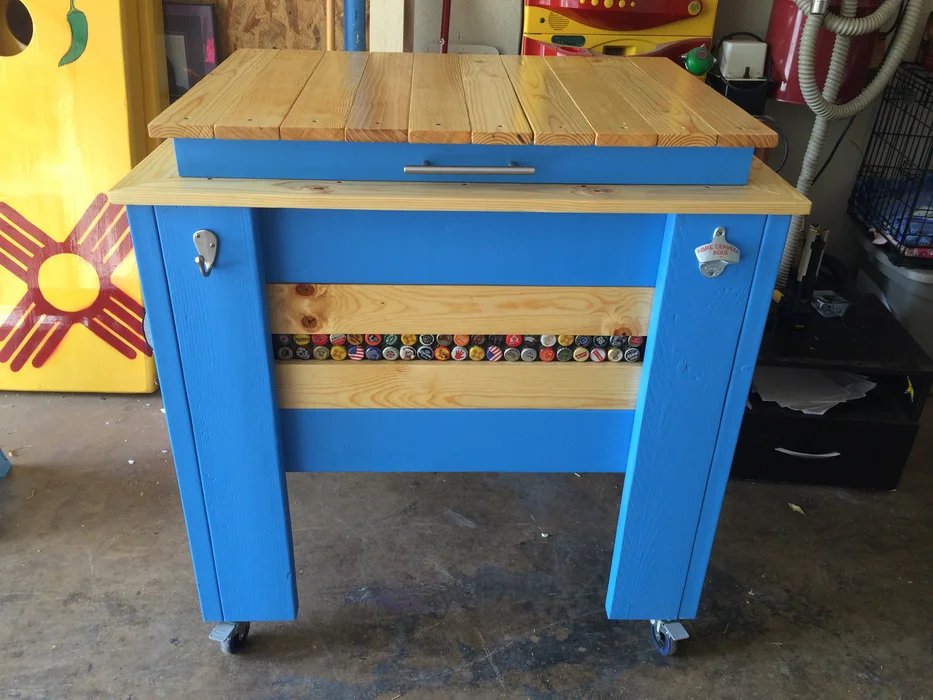 Wooden cooler