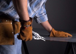 a tool cutter for metal sheet