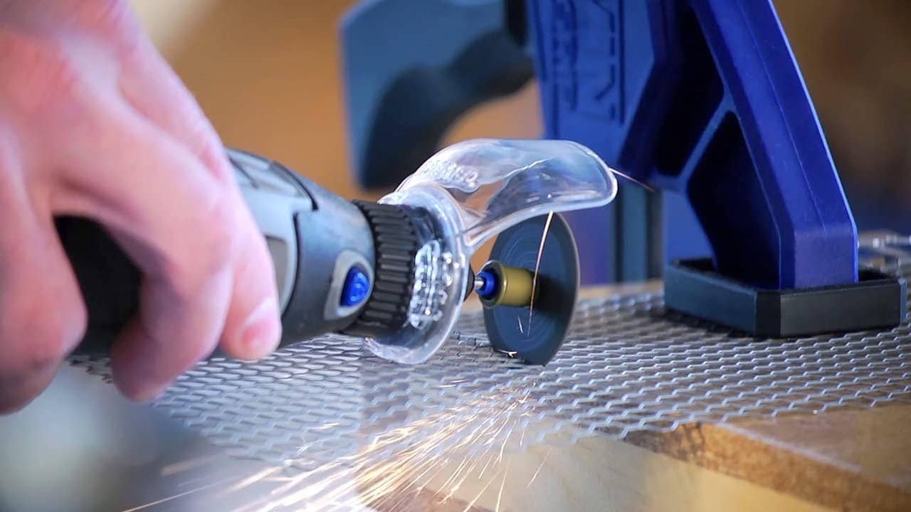 close up Dremel 3000