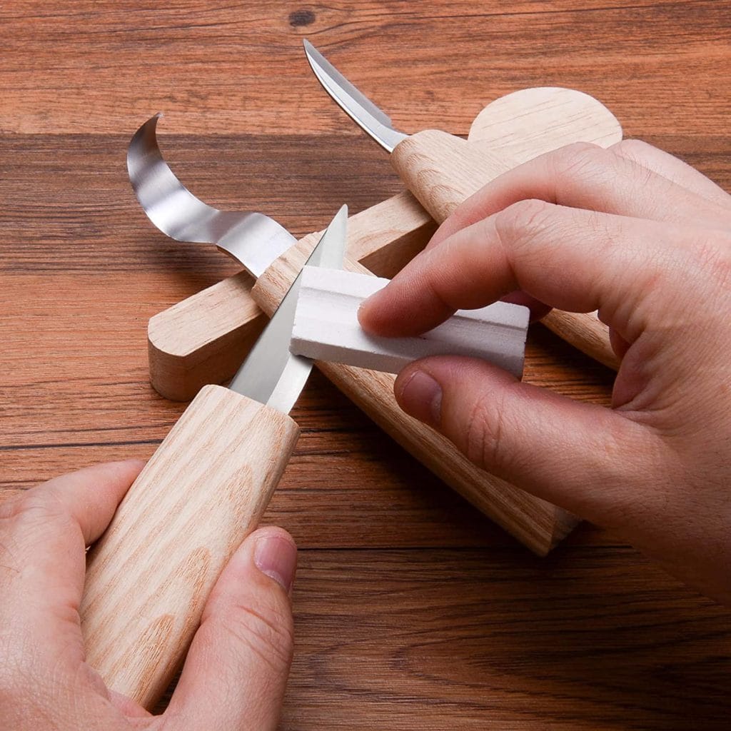 close up Gaxcoo Wood Carving Tools Kit