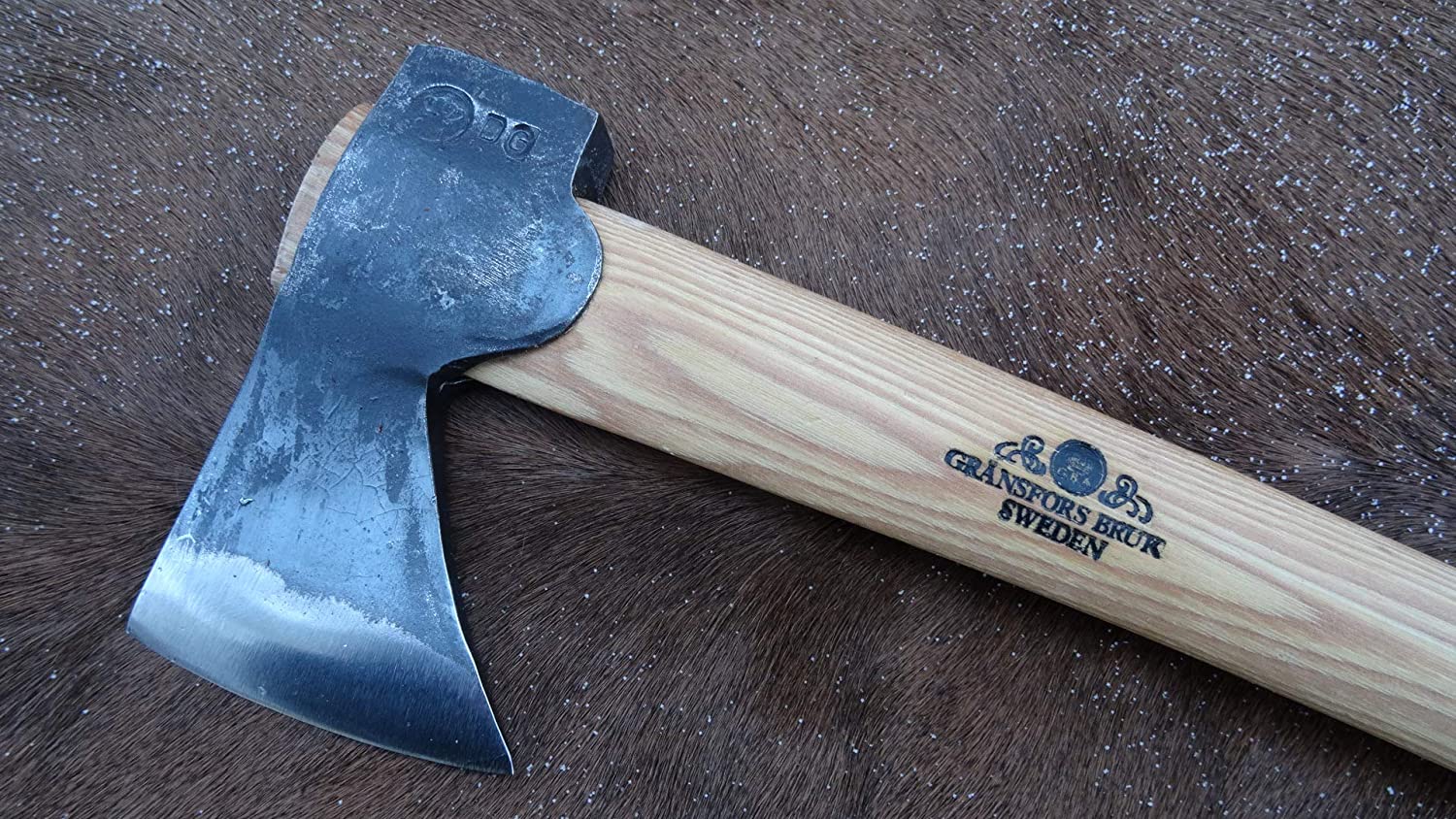 close up Gransfors Bruks 415 Wildlife Hatchet
