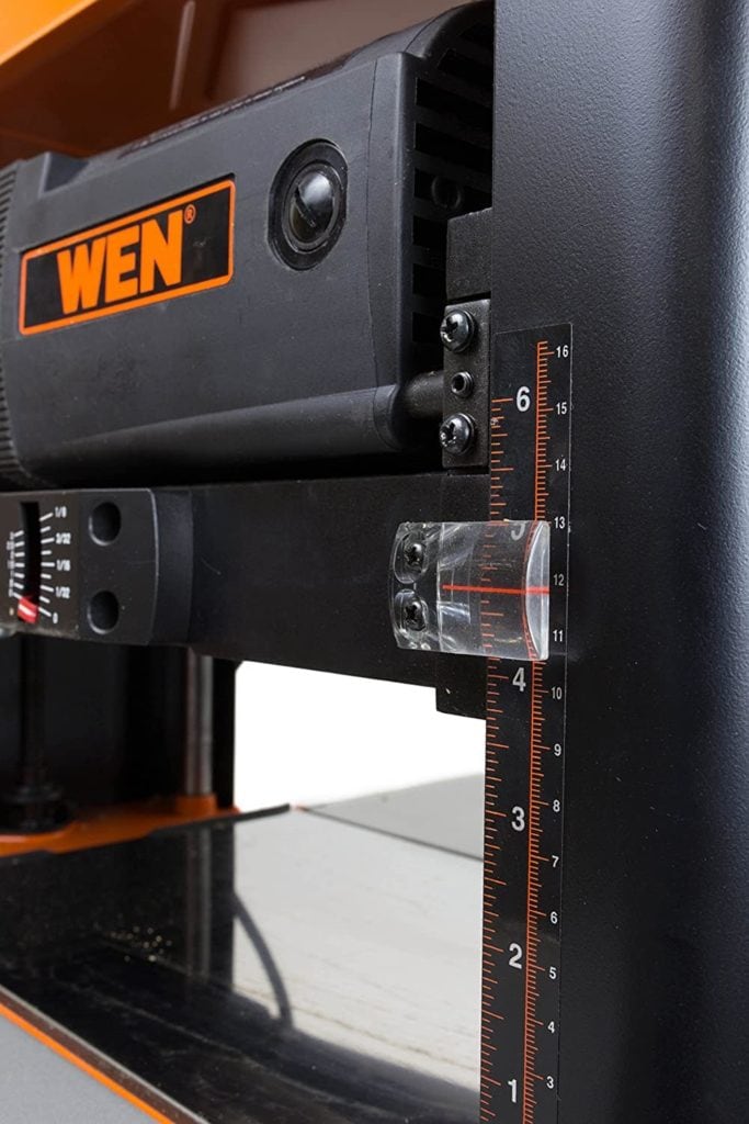 close up WEN 6552 planer