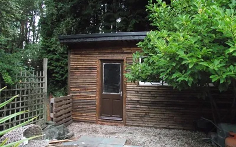 diy hangout house