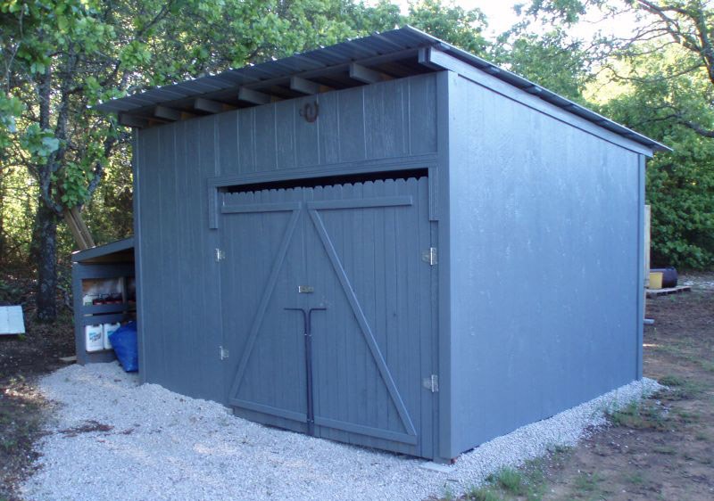diy pallet tractor shed