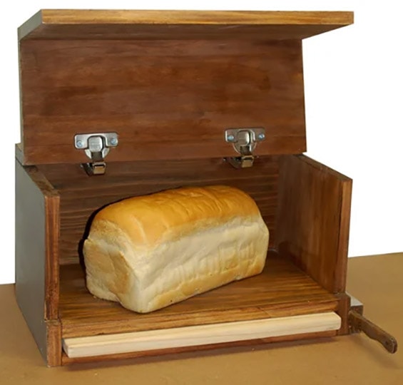 diy pine bread box