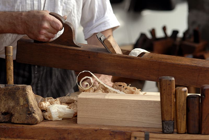 hand holding planer