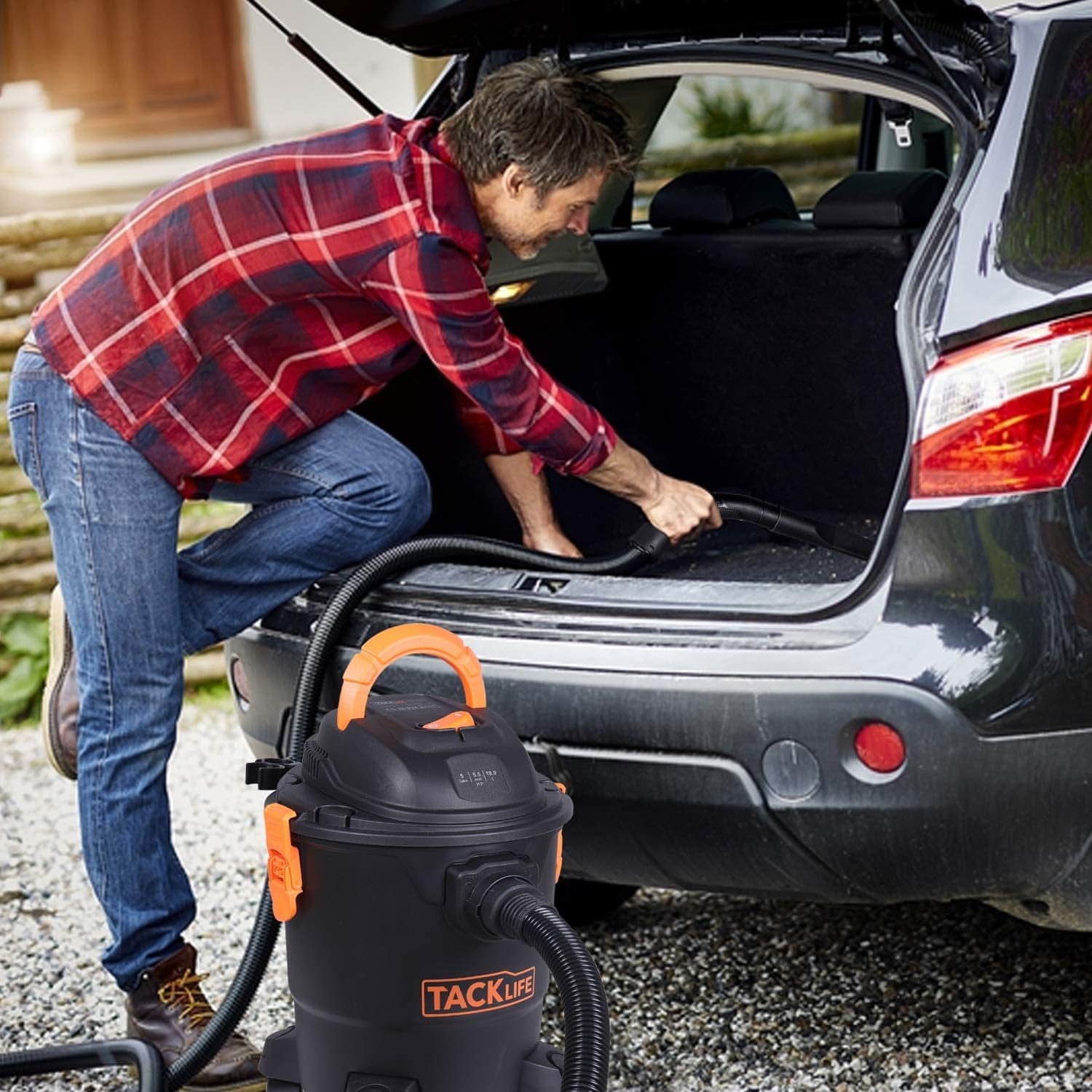 man using TACKLIFE PVC01A Wet:Dry Vacuum on his car