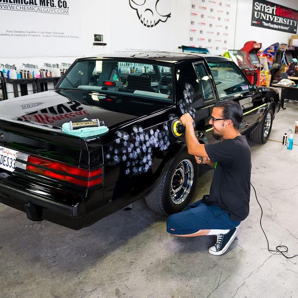 man using TORQ 10FX Random Orbital Polisher