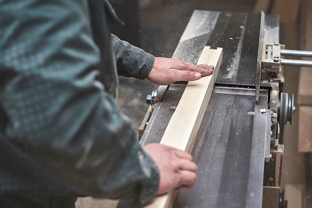 man using jointer