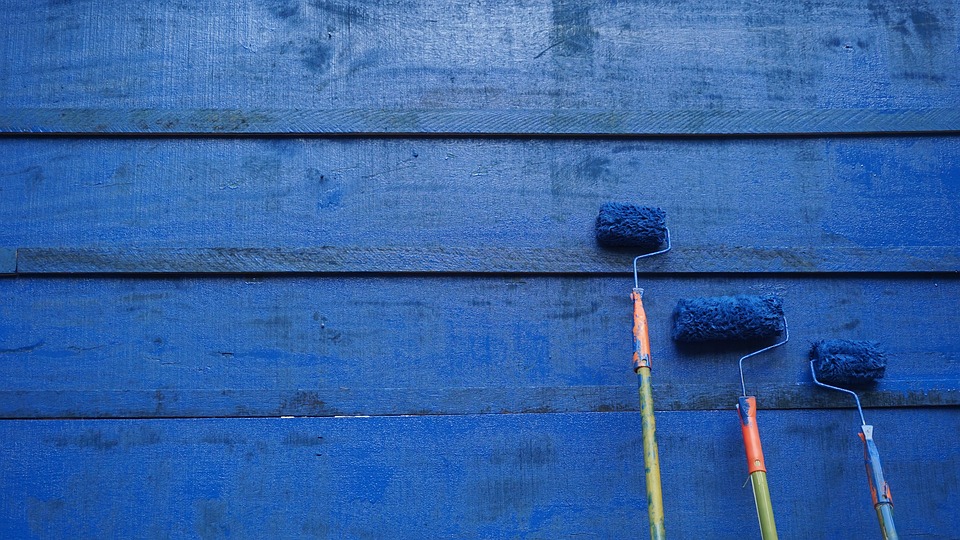 paint rollers with poles
