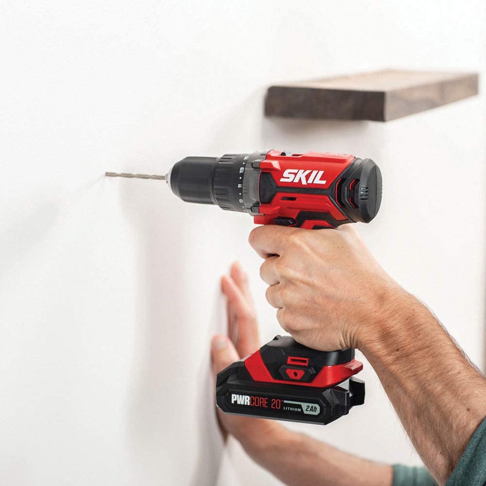 person using SKIL CB739001 2-Tool Combo Kit