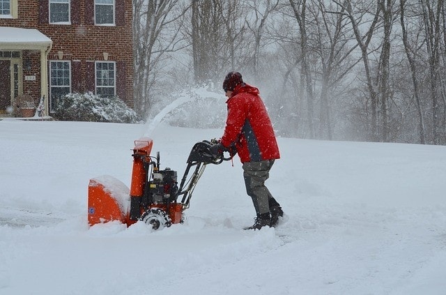 gas snow blower