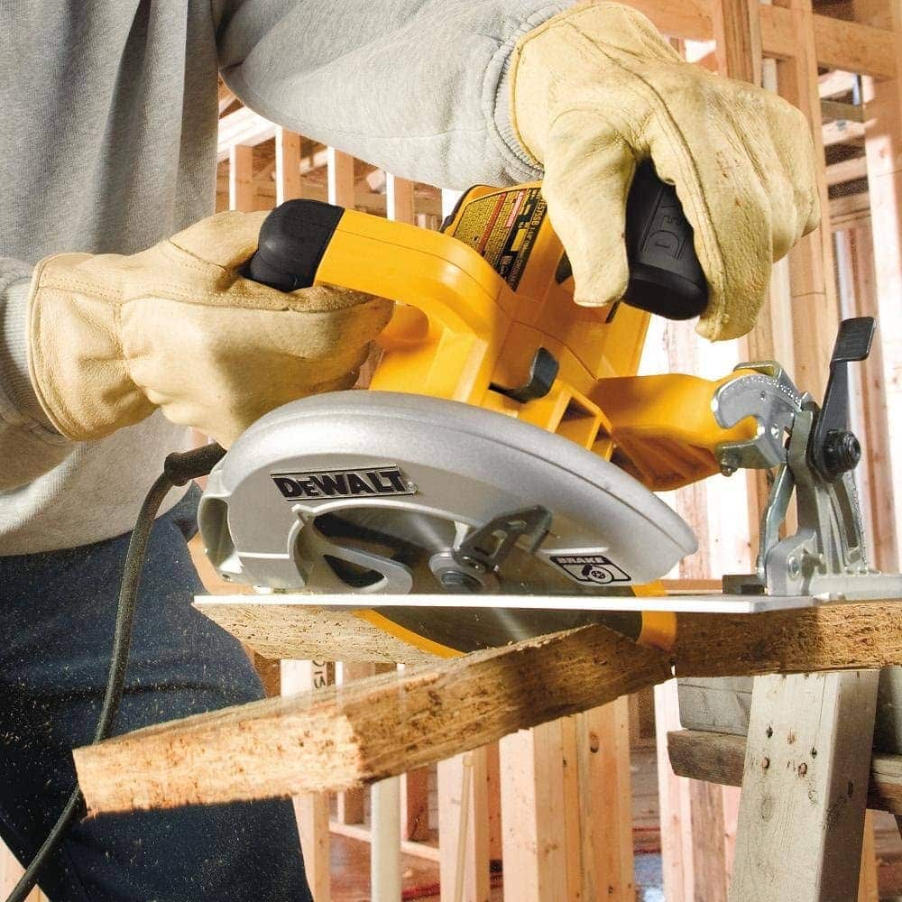 using DEWALT DWE575SB