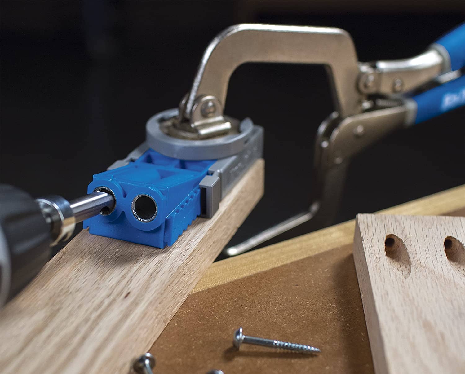 using KREG R3 Jr. Pocket Hole Jig System