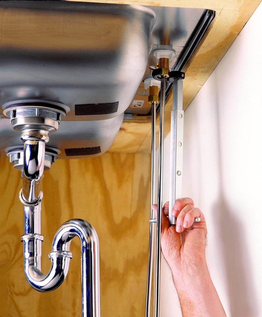 using RIDGID 31175 Basin Wrench
