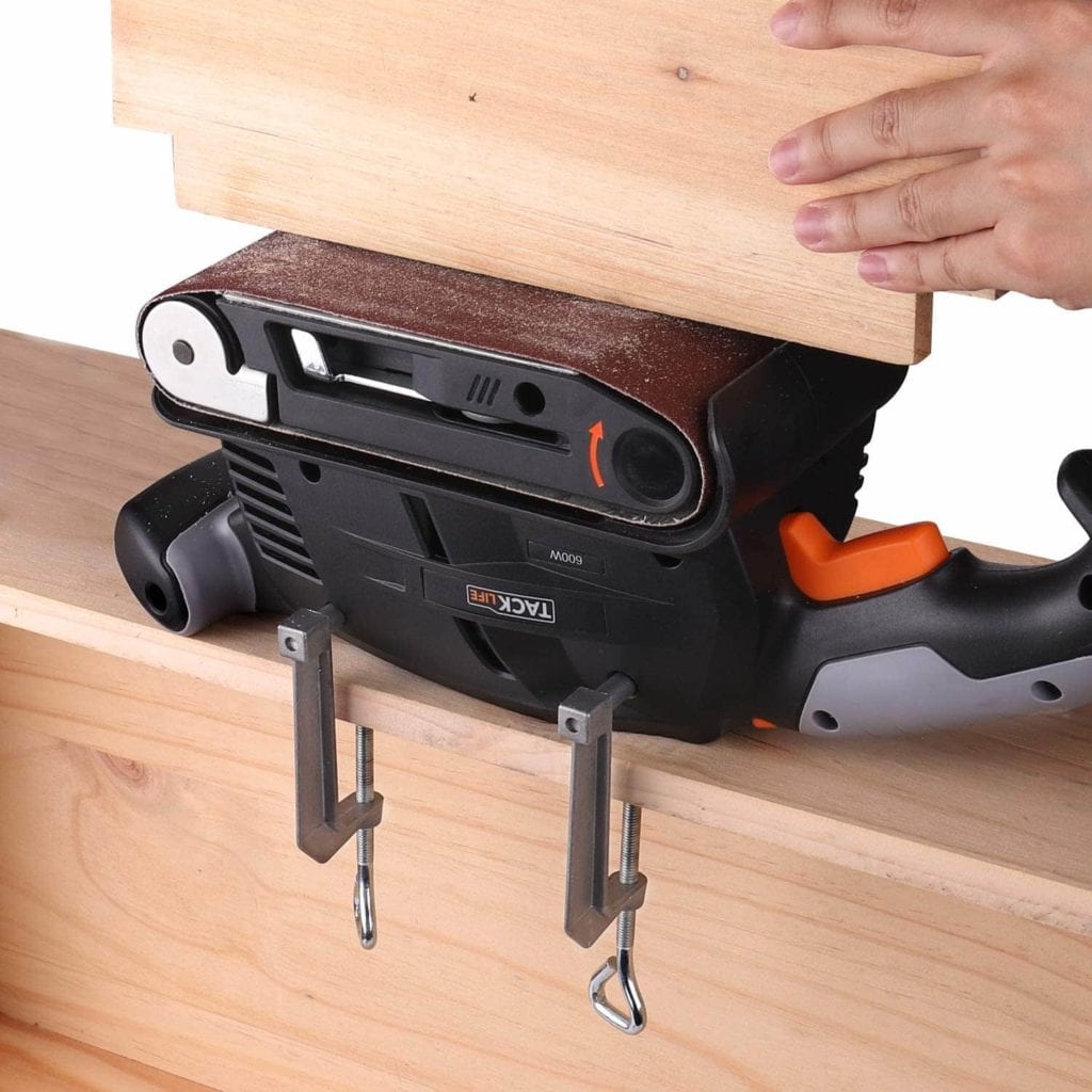 using TACKLIFE PSFS1A Belt Sander