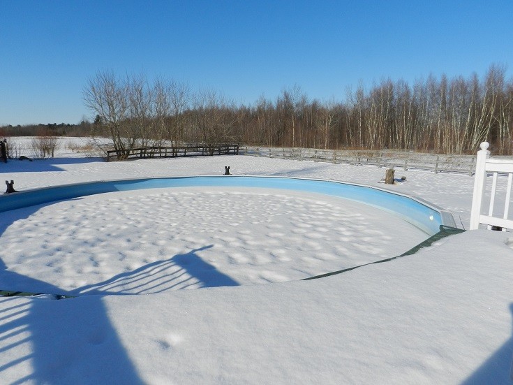 Pool during winter