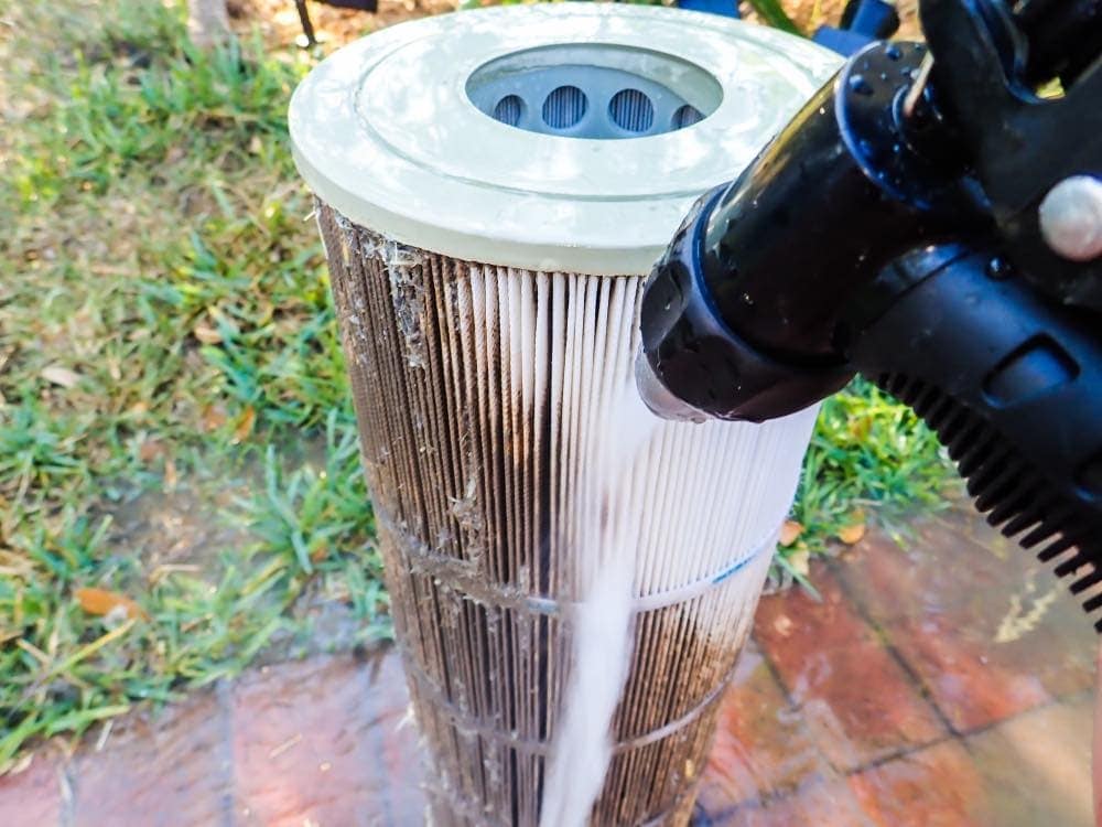 cleaning pool cartridge with hose